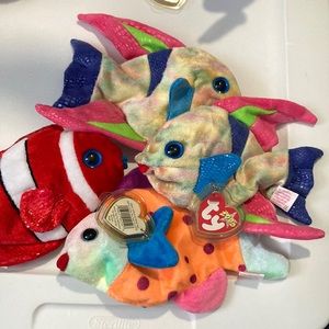 Ty Beanie Babies Set of four beanie babies fish